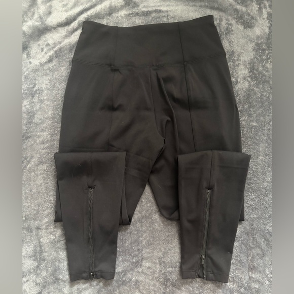 Athleta Women’s  Headlands Hybrid Tight - Picture 4 of 5